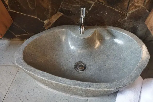 Tek Büyük Yataklı Oda, Bahçe Manzaralı
