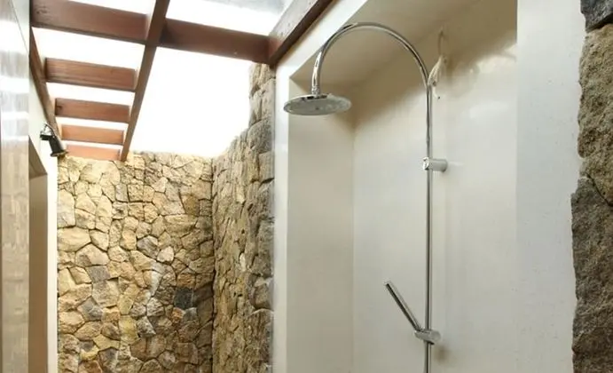 Premium Tek Büyük Yataklı Oda