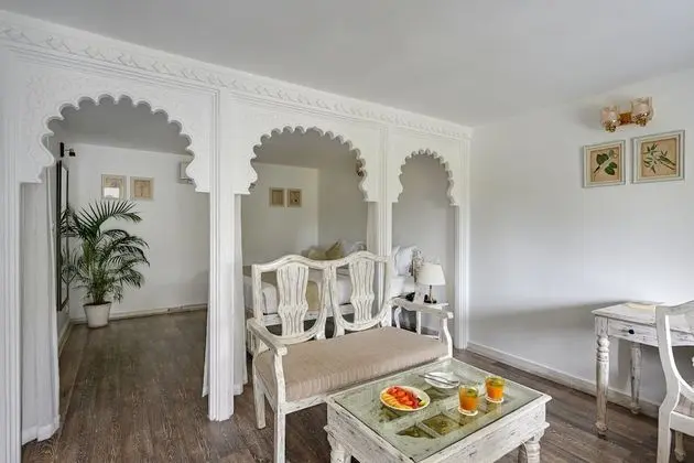 Bliss Garden Rooms
