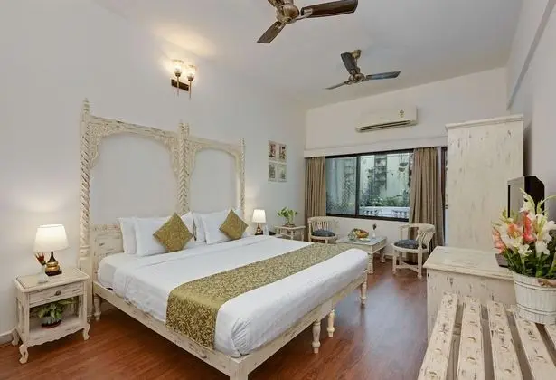 Deluxe AC Room