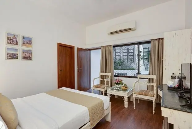 Deluxe AC Room