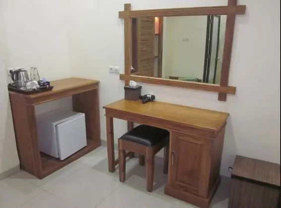 Superior Tek Büyük veya İki Ayrı Yataklı Oda, 1 Yatak Odası, Teras, Havuz Manzaralı