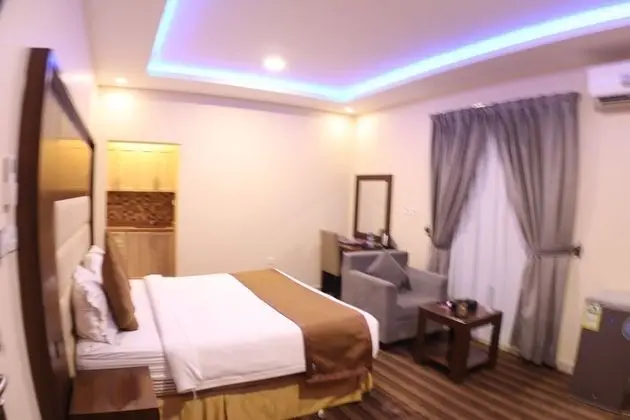 Tek Büyük veya İki Ayrı Yataklı Oda