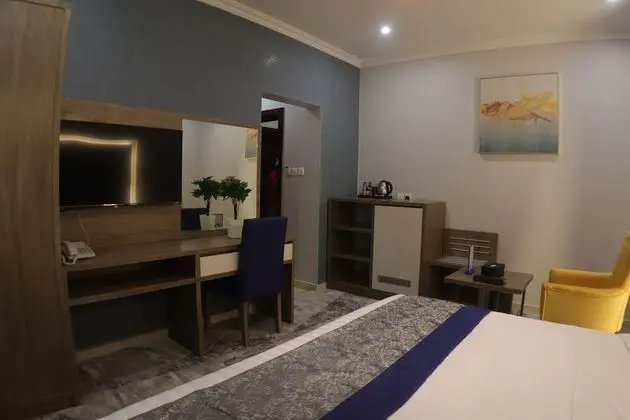Apartment (One-Bedroom Apartment)