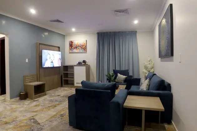 Apartment (One-Bedroom Apartment)