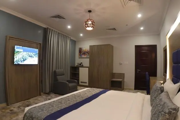 Standard Room with Bathroom