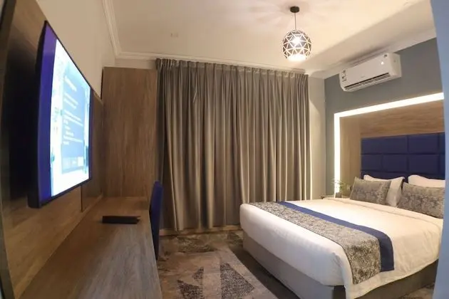 Standard Room with Bathroom