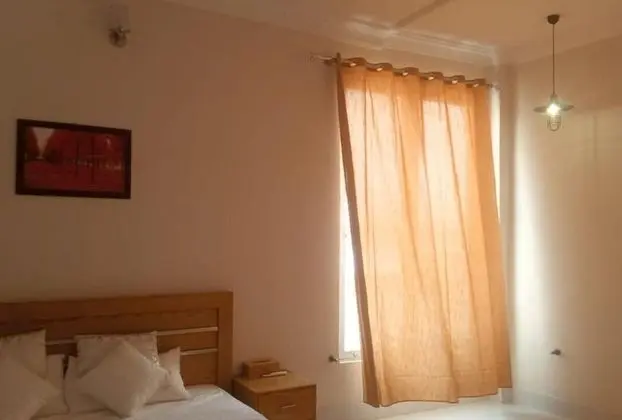 Deluxe Tek Büyük veya İki Ayrı Yataklı Oda