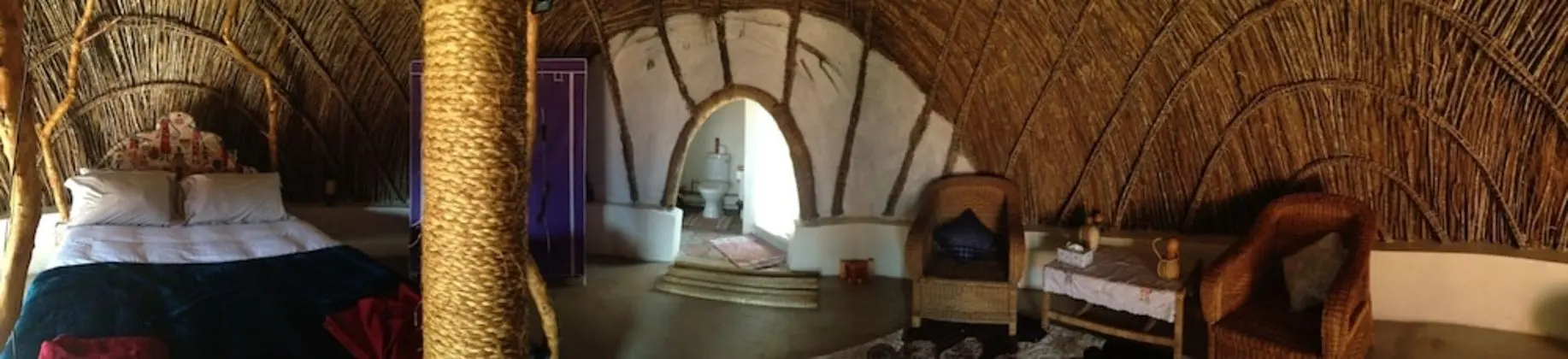 Traditional Tek Büyük Yataklı Oda