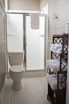 Oda, Özel Banyo (Azalea)