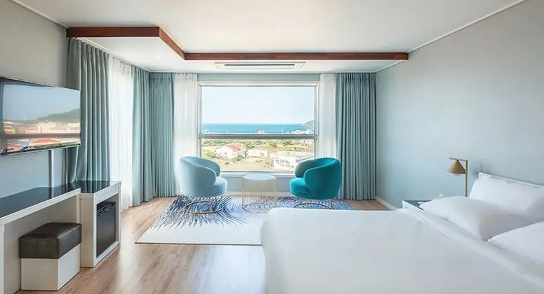 Deluxe Tek Büyük Yataklı Oda, Okyanus Manzaralı