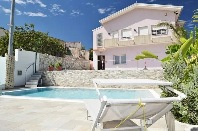 Villa, Sigara İçilebilir