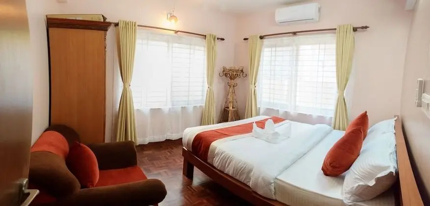 Deluxe Apart Daire, 2 Yatak Odası, Mutfak, Bahçeli