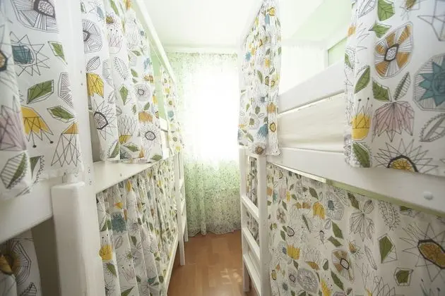 Ortak Ranzalı Oda, Karma Ranzalı Oda