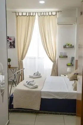 Classic Tek Büyük Yataklı Oda