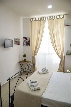 Classic Tek Büyük Yataklı Oda