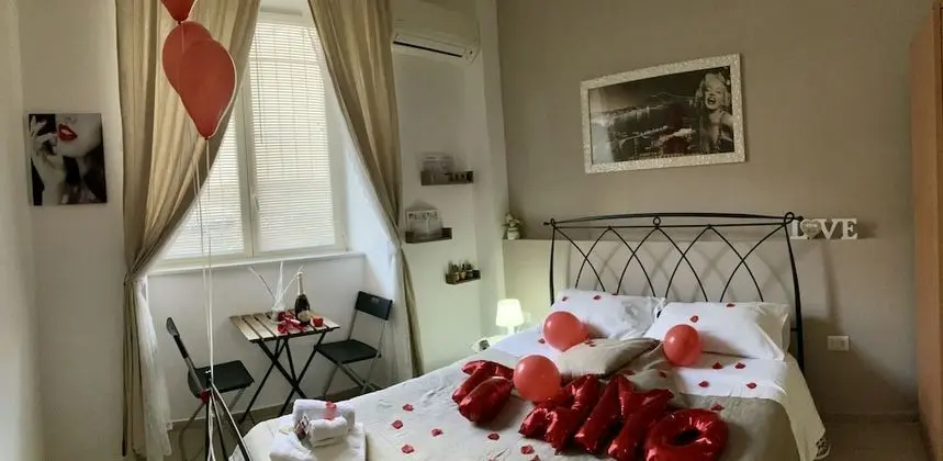 Classic Tek Büyük Yataklı Oda