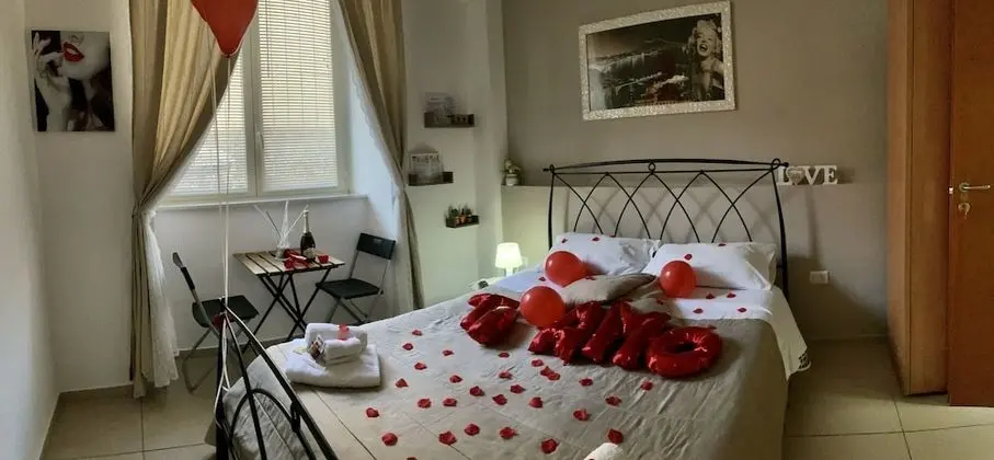 Classic Tek Büyük Yataklı Oda