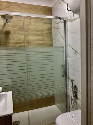 Classic Tek Büyük Yataklı Oda