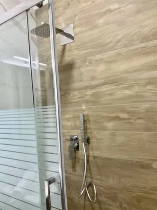 Classic Tek Büyük Yataklı Oda