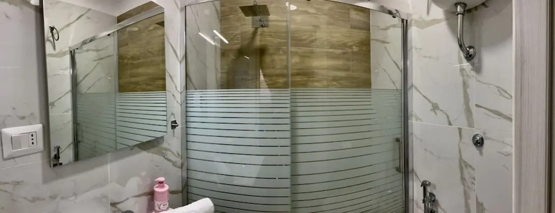 Classic Tek Büyük Yataklı Oda