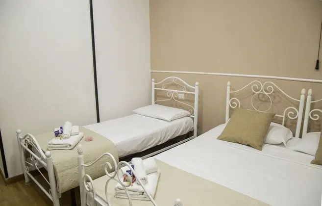 Family Üç Kişilik Oda