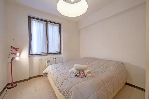 Standard Apart Daire, 1 En Büyük (King) Boy Yatak ve Çekyat (Sweet Escape Stresa Center)