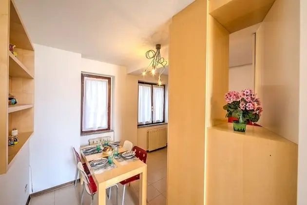 Standard Apart Daire, 1 En Büyük (King) Boy Yatak ve Çekyat (Sweet Escape Stresa Center)