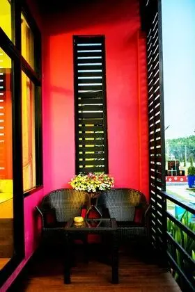 Deluxe Double Bed Garden View