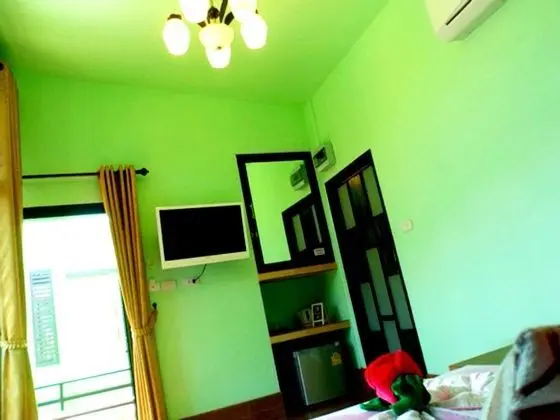 Deluxe Double Bed Garden View