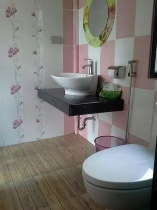 Deluxe Double Bed Garden View