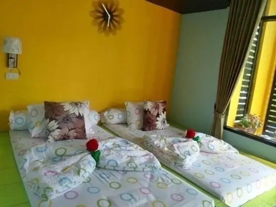 Deluxe Twin Bed Garden View
