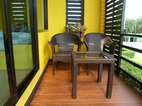 Deluxe Twin Bed Garden View