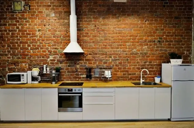 İki Ayrı Yataklı Oda, Ortak Banyo