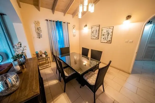 Villa, 3 Yatak Odası, Sıcak Su Havuzu