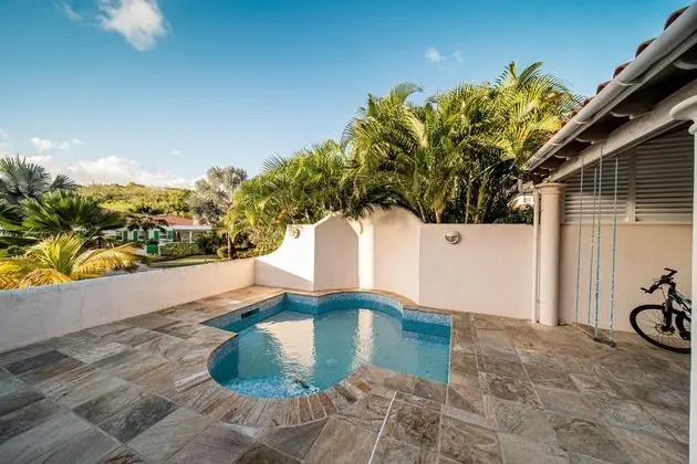 Villa, 3 Yatak Odası, Sıcak Su Havuzu