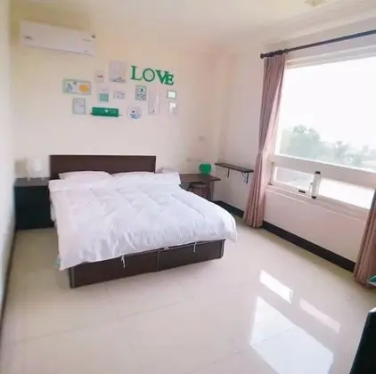 Tek Büyük Yataklı Oda, 1 Çift Kişilik Yatak