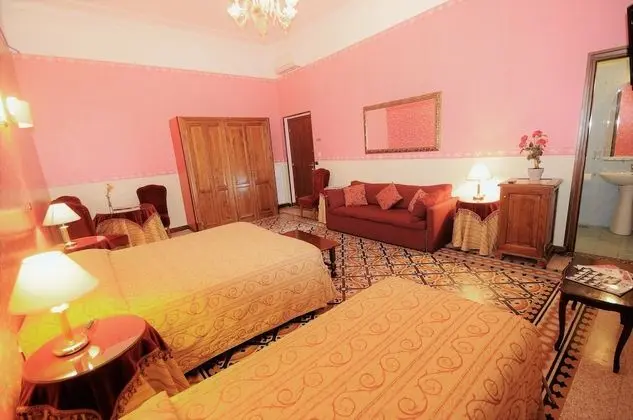 Family Oda (5 people)