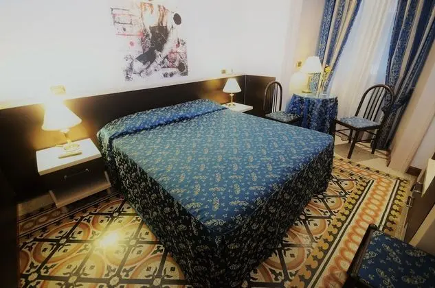 Tek Büyük veya İki Ayrı Yataklı Oda