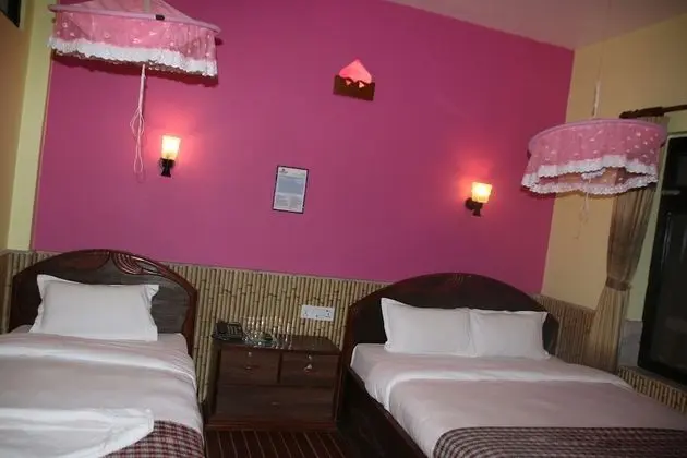 Deluxe Tek Büyük Yataklı Oda, Teras, Tepe Manzaralı