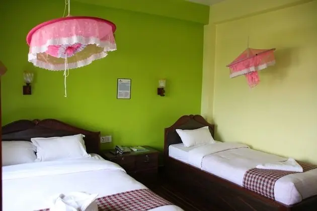 Deluxe Tek Büyük Yataklı Oda, Teras, Tepe Manzaralı