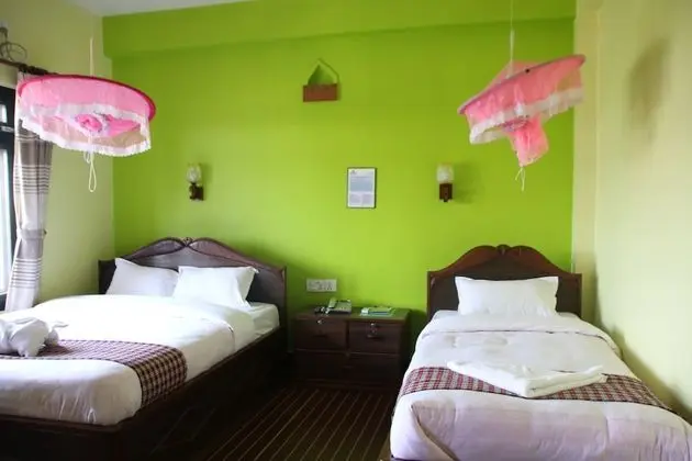 Deluxe Tek Büyük Yataklı Oda, Teras, Tepe Manzaralı