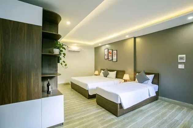 Deluxe Üç Kişilik Oda, Bahçe Manzaralı