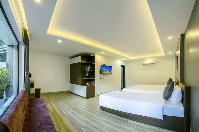 Deluxe Üç Kişilik Oda, Bahçe Manzaralı