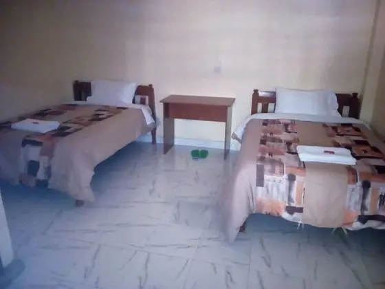 Tek Büyük veya İki Ayrı Yataklı Oda