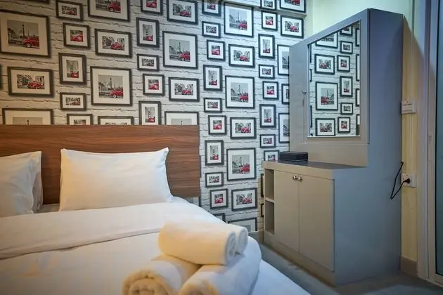 Deluxe Tek Büyük Yataklı Oda