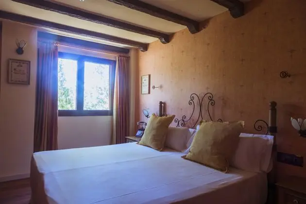 1 Çift Kişilik Veya 2 Tek Kişilik Yatak Deluxe
