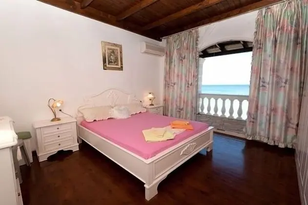 Superior Süit, Deniz Manzaralı (First floor)