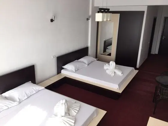 Dört Kişilik Oda, Kanal Manzaralı