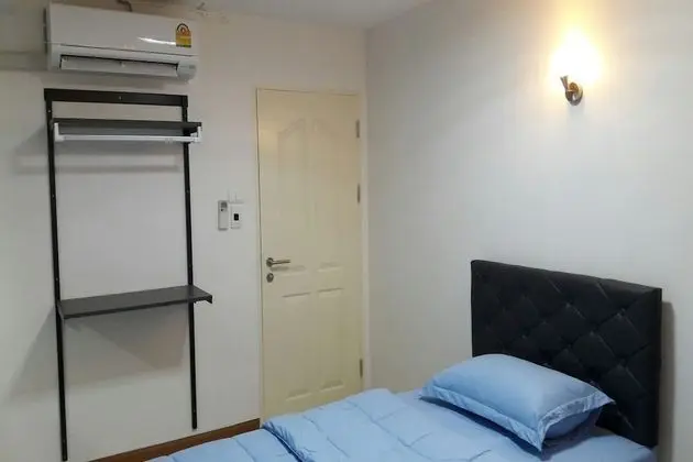 Twin Room with Shared Bathroom